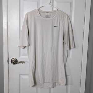 Patagonia Athleisure Lightweight Short Sleeve Logo Tee Men's Size Large *Flaw‎